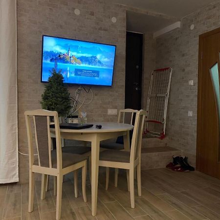 Freedom Apartment On Khmelnytsky Str Lviv Buitenkant foto